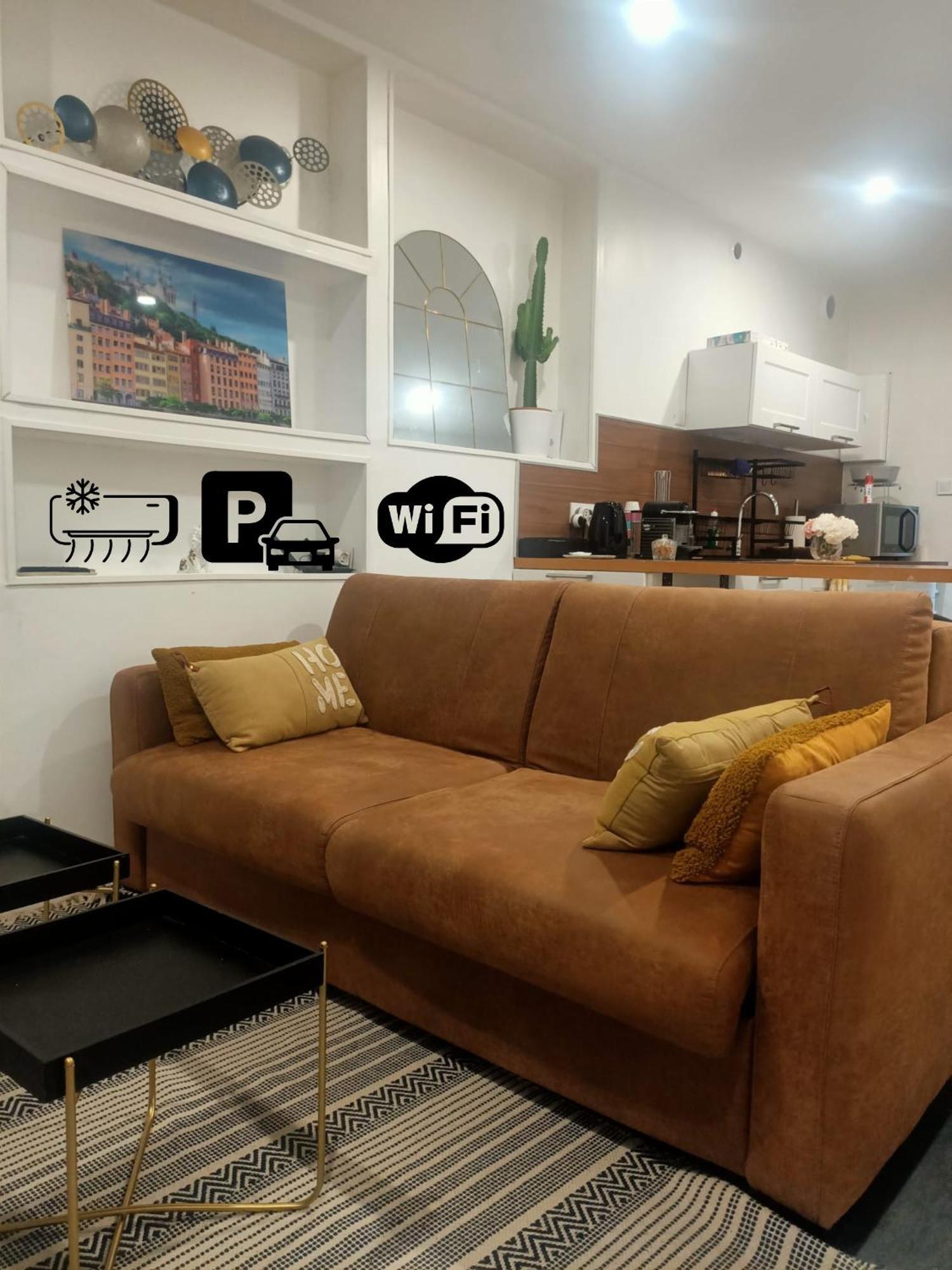 Le Petit Cocon - Parking Prive - Lyon Sud Daire Vénissieux Dış mekan fotoğraf