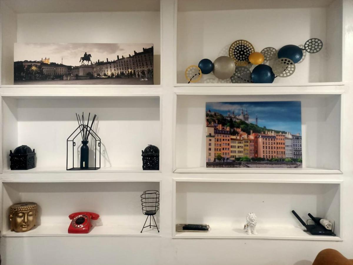 Le Petit Cocon - Parking Prive - Lyon Sud Daire Vénissieux Dış mekan fotoğraf